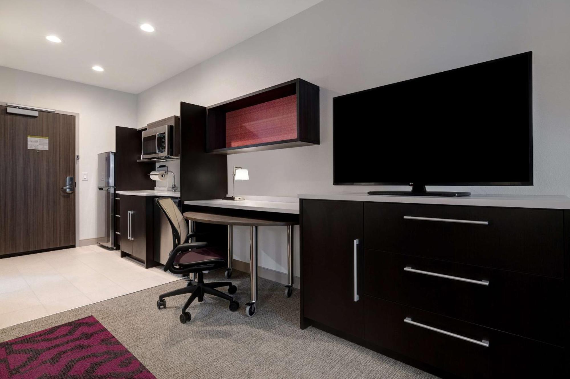 Home2 By Hilton Hotel 3*