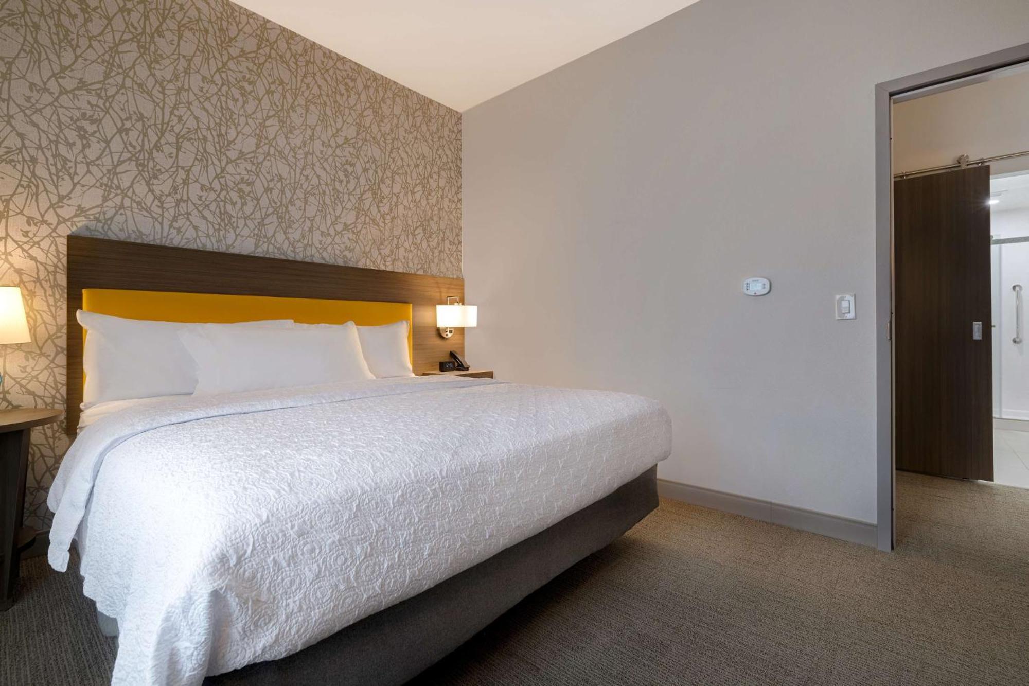 Hotel Home2 By Hilton